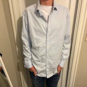 Stenströms skjorta  - En nästan oanvänd stenströms skjorta Passar M/ L Skicka 9/10 Inga defekter eller något   