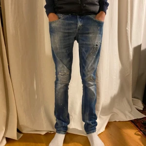 Dondup jeans - Sjukt feta dondup george jeans med revor, Storlek 29/32! Dm ifall ni har mer frågor eller bilder 🙌