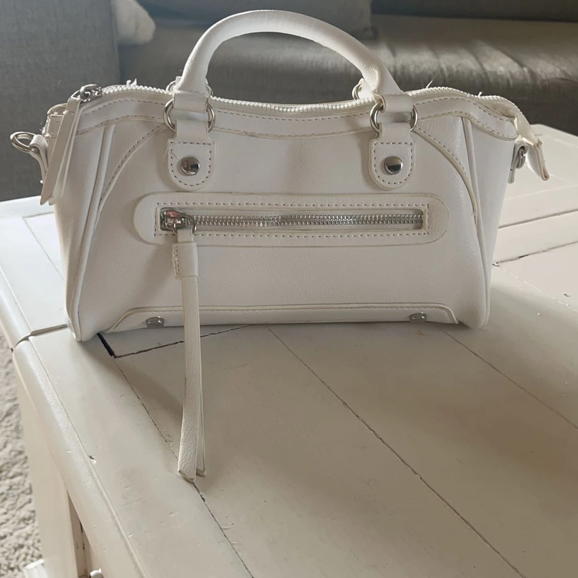 Vit väska! - 90