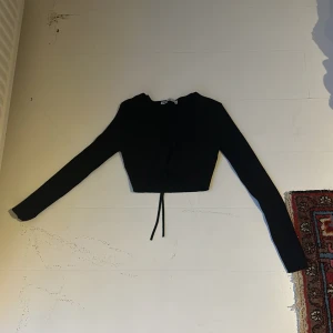  Tjocktröja 👕 -  En oanvänd zara tröja  Ett tjockare och skönare vinterplagg/höst -plagg   🤗 