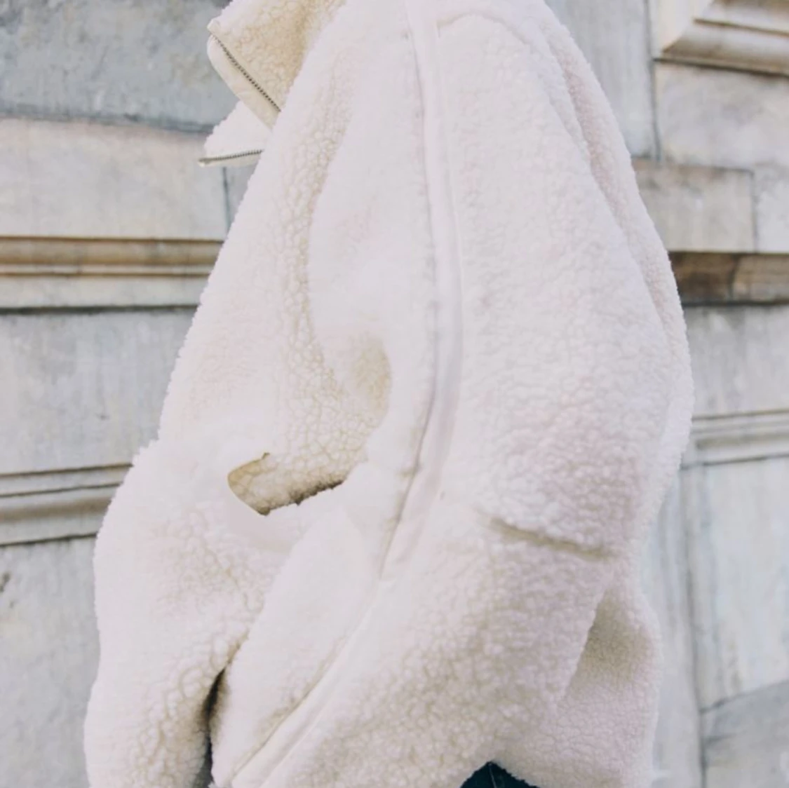 Vit teddyjacka med dragkedja - 90