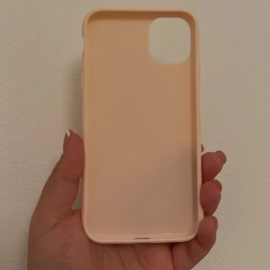 Rosa mobilskal iPhone 11 - 90