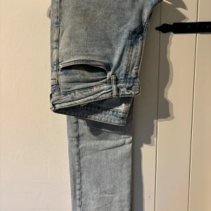 Jeans - Storlek 32/32 Nyskick   Lager 157, Ralph Lauren, Samso Samso, HM, Ck, Calvin Klein, Axel Arigato, Dickies, Colmar, Acne studios, Tnf, The Norh Face Weekday, East West
