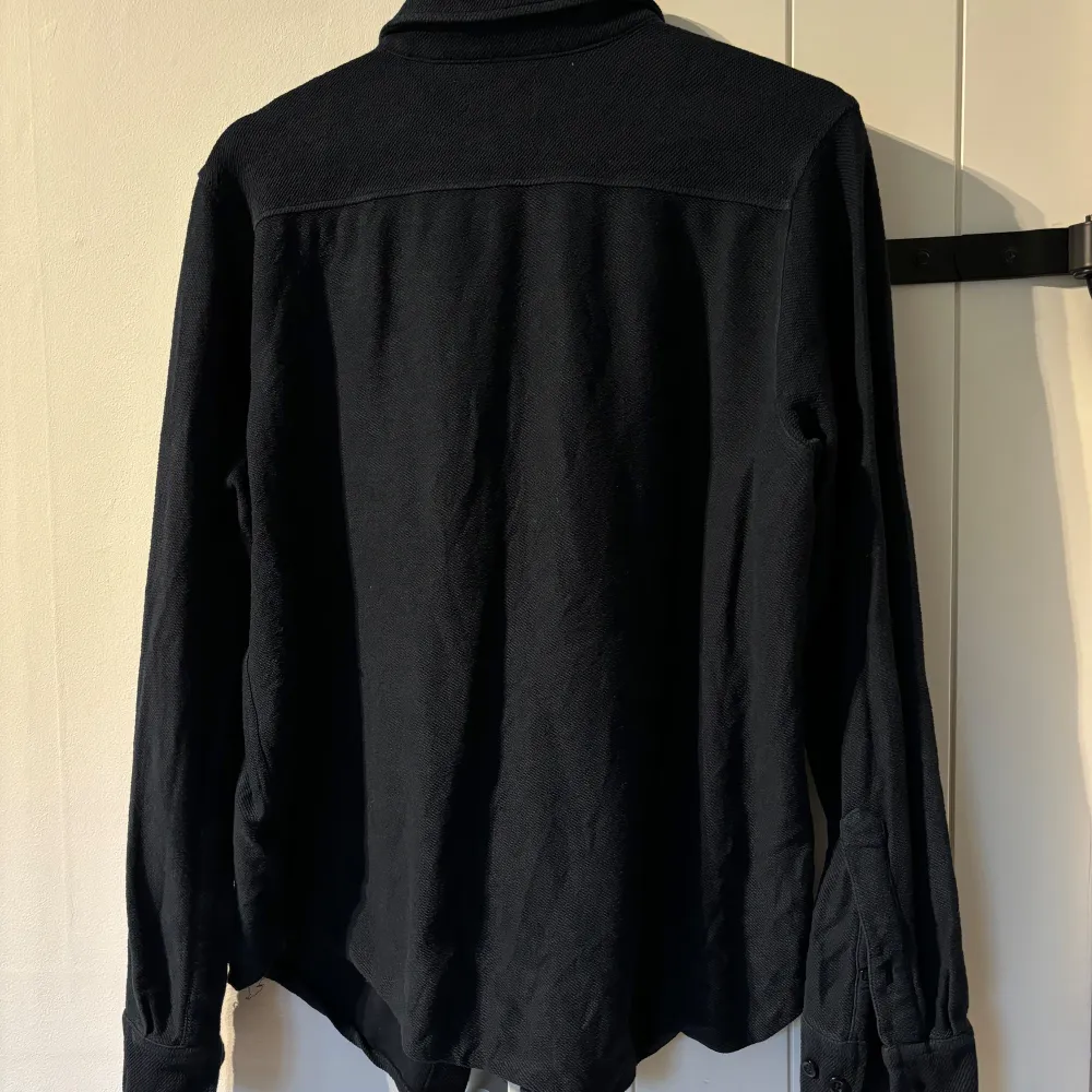 Nyskick Storlek M  Lager 157, Ralph Lauren, Samso Samso, HM, Ck, Calvin Klein, Axel Arigato, Dickies, Colmar, Acne studios, Tnf, The Norh Face Weekday, East West. Skjortor.