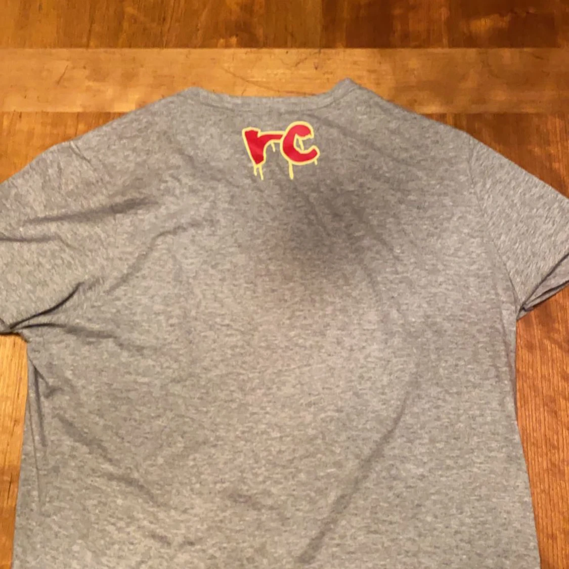 Grå t-shirt från Roberto Cavalli - 90