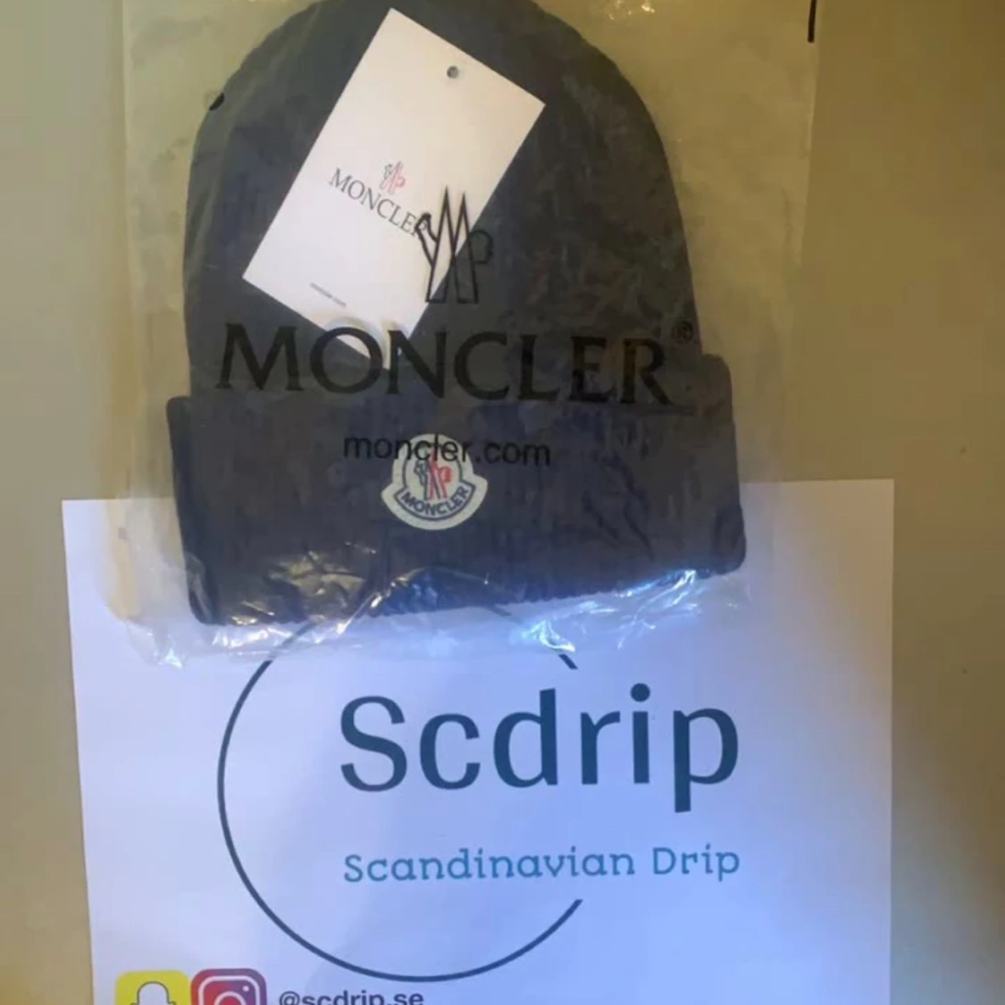 Marinblå Moncler Mössa - 90