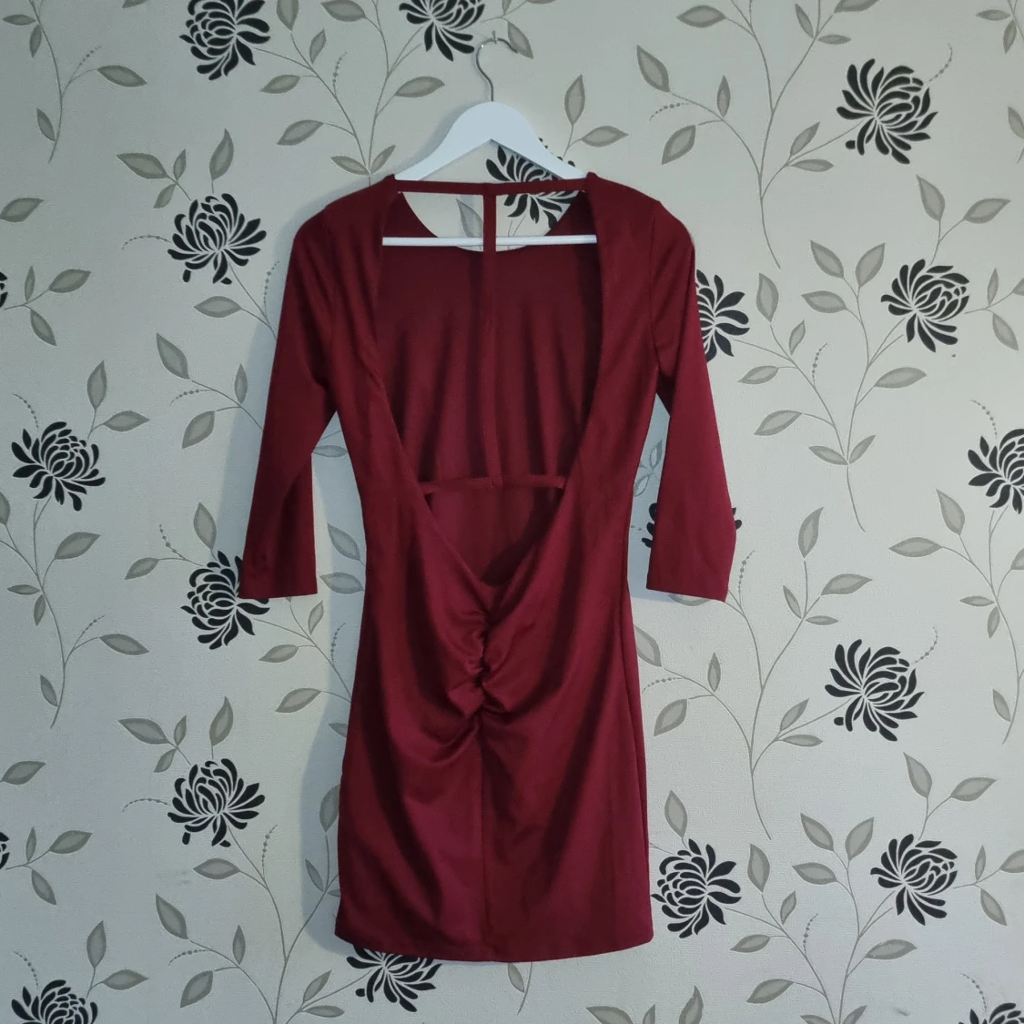 Vinröd klänning från NLY One, Strl: S/36, fest jul - 91