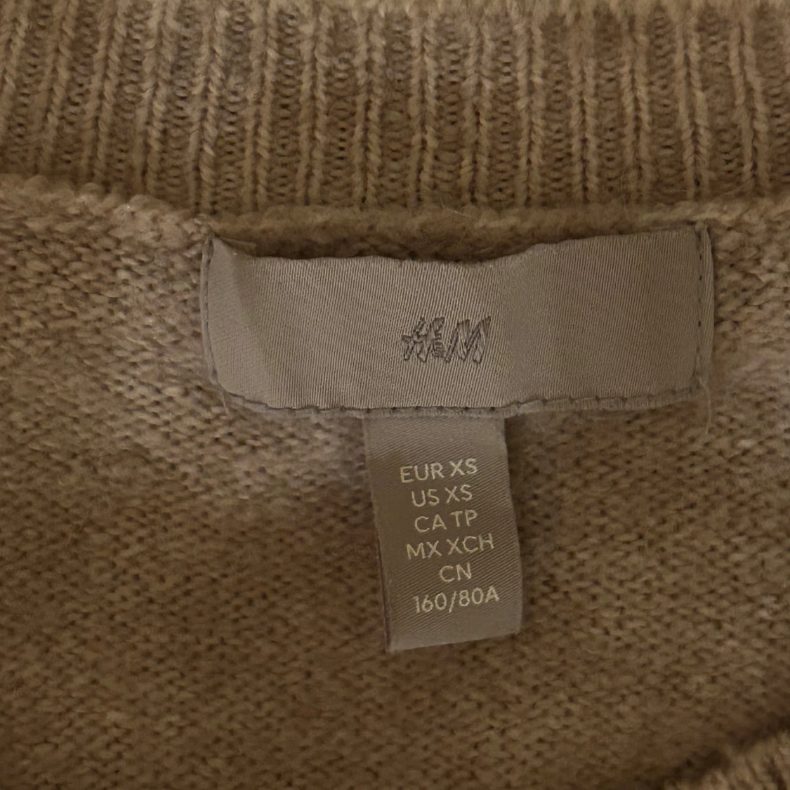 Beige tröja från H&M - 90