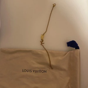 Ysl armband - Redan såld! Ysl armband:)