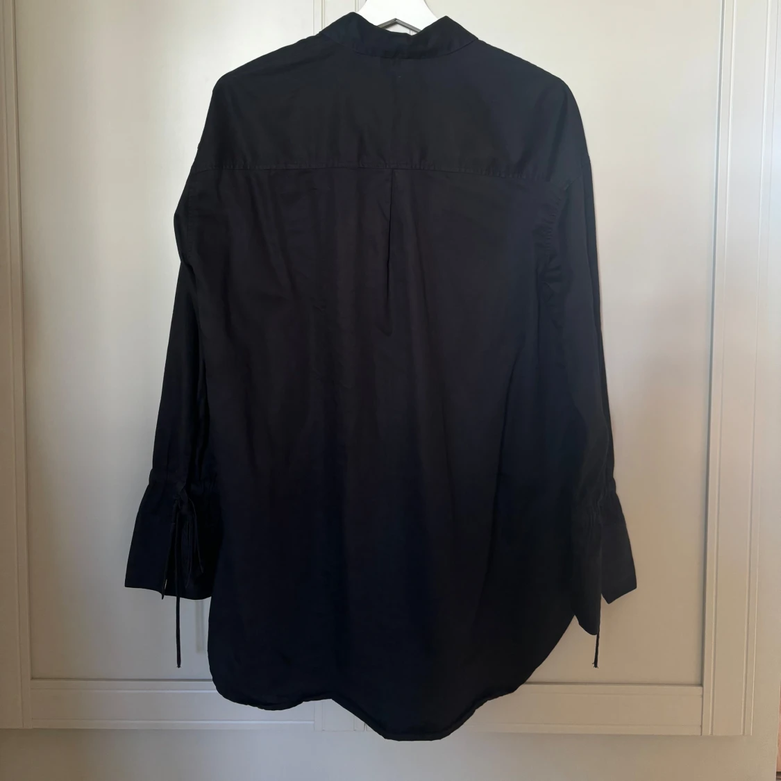 Svart långärmad skjorta från Mads Nørgaard - 92