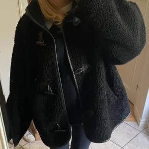 Hm pile jacka - Intressekoll på dne här jätte fina jackan ifrån hm, storlek M