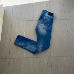 Replay Jeans  - Säljer nu dessa replay jeans, skriv för fler bilder/frågor🙌🏼