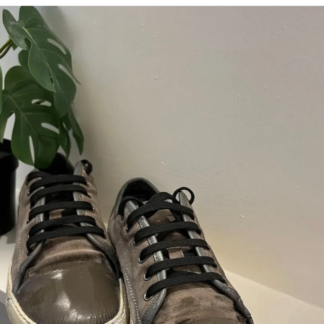 Bruna sneakers från Lanvin - 1