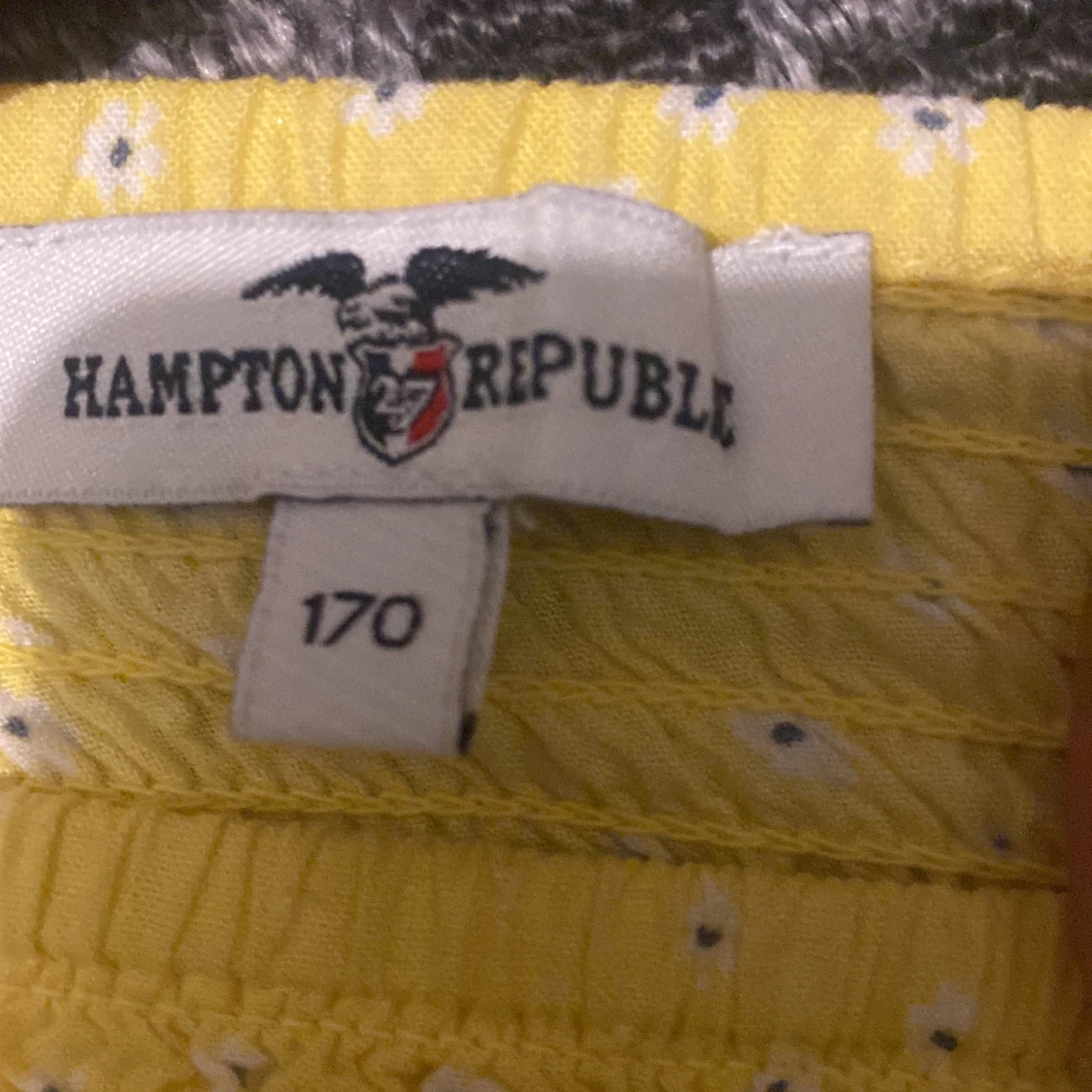 Gul blus från Hampton Republic - 91