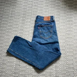 Levi’s 501 jeans - Ett par jeans från Levi’s 501. Klassiska jeans i bra skick. Storlek W34 L34. 