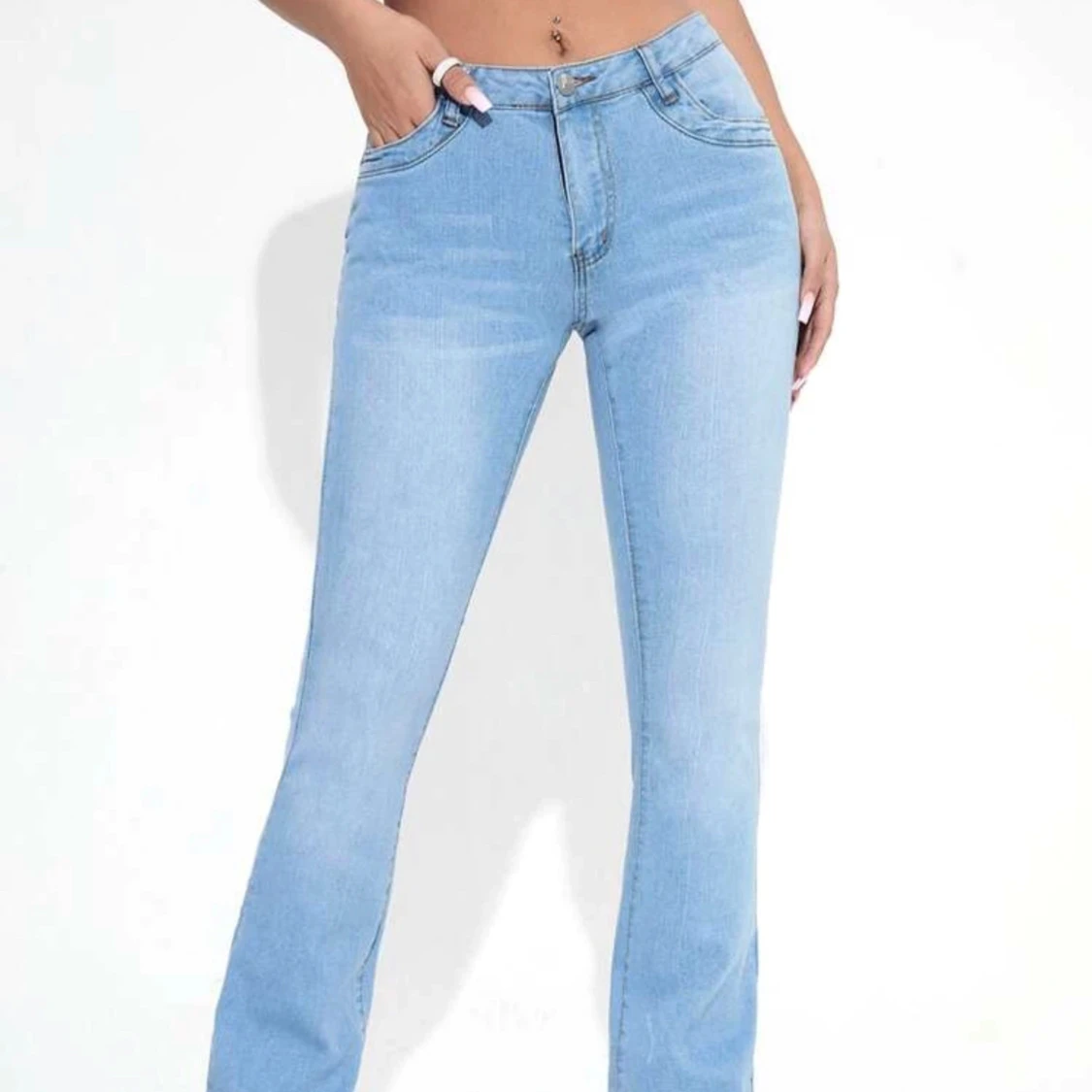 Stretchiga Ljus blåa jeans 