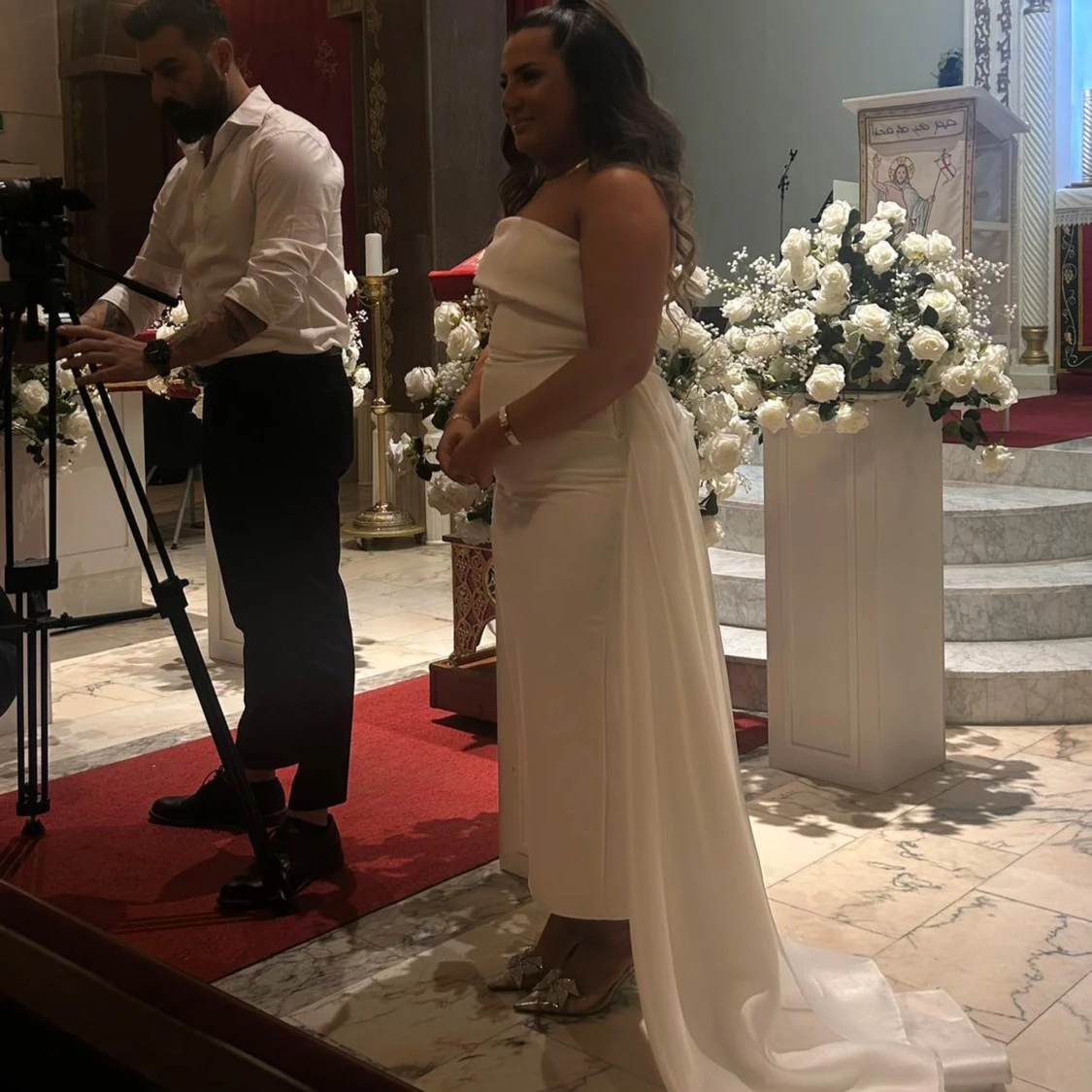 Vit axelbandslös klänning - 3