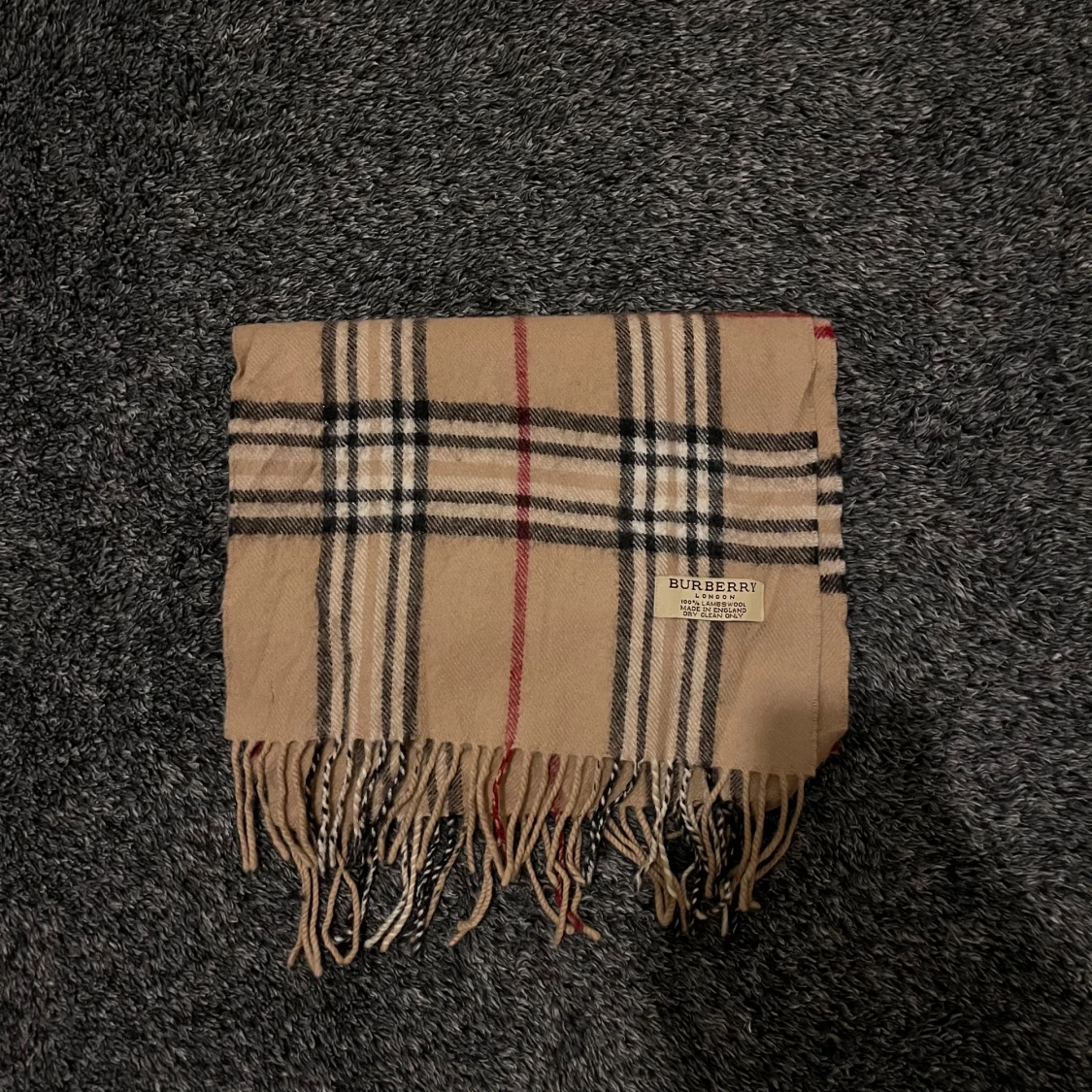 Beige rutig halsduk från Burberry - 2