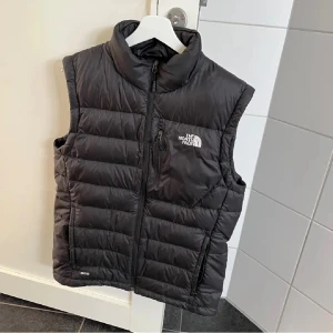 North Face väst - Svart North Face väst i storlek m