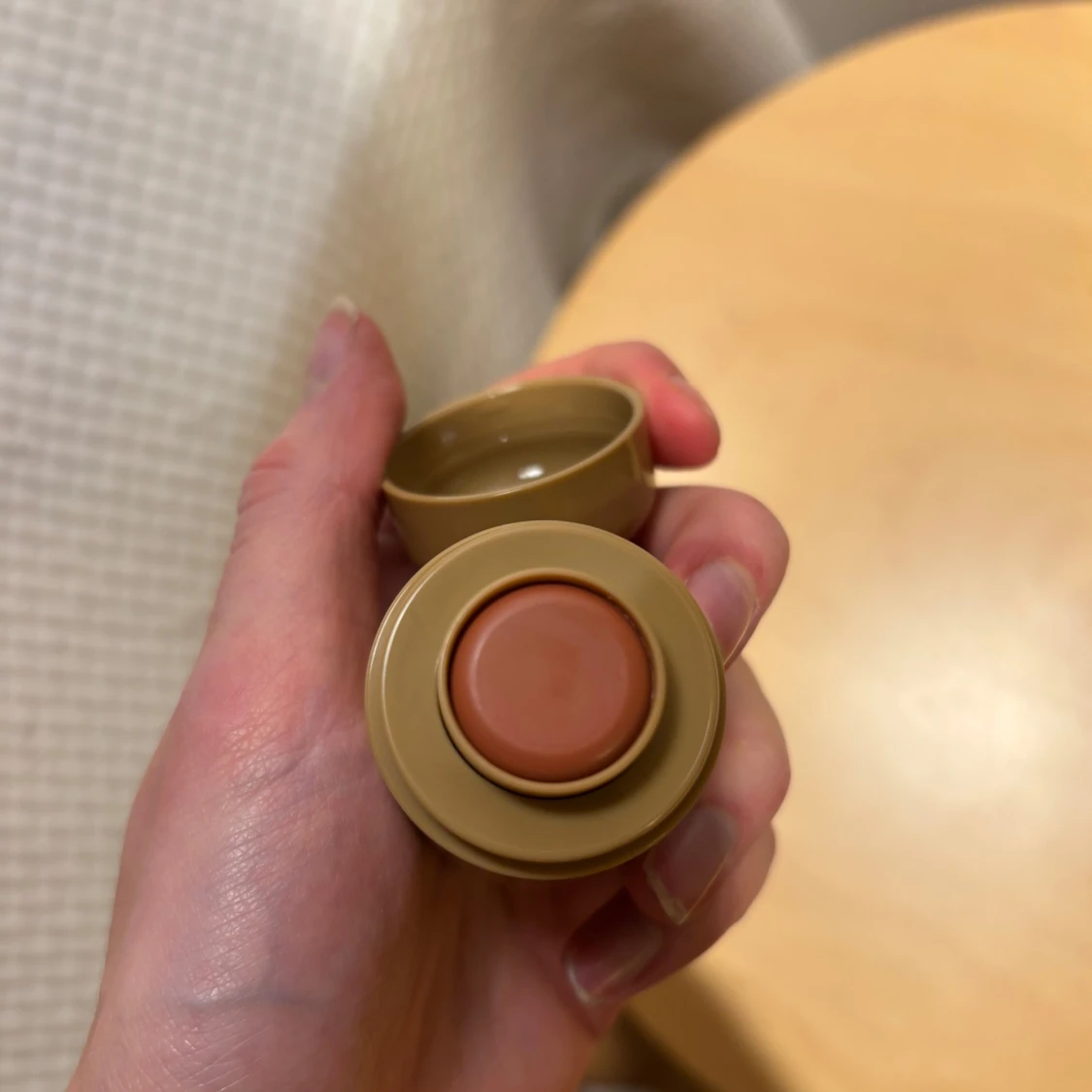 Rhode pocket blush i Freckle - 1