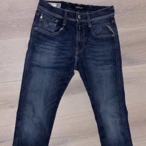 Replay anbass  - Sköna replay anbass i storlek 29/32, dom är använda fåtal gånger och finns inga täcken på användning✌️