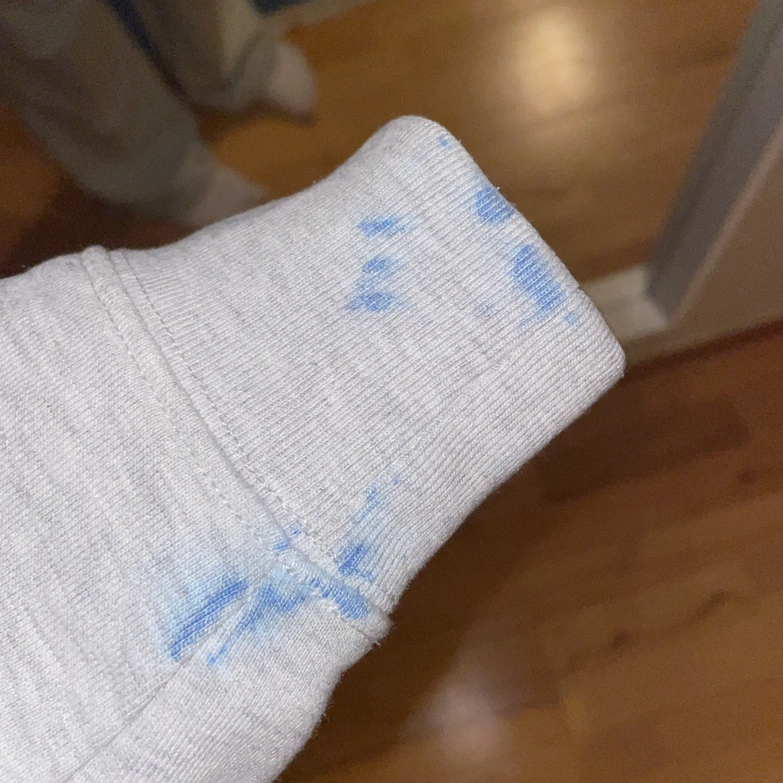 Grå hoodie från Lee - 90