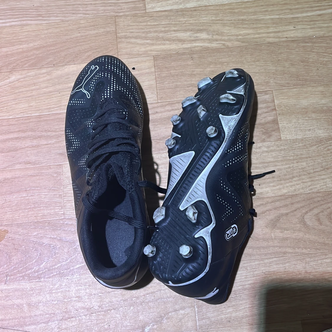 Bra skor för fotboll  - 92