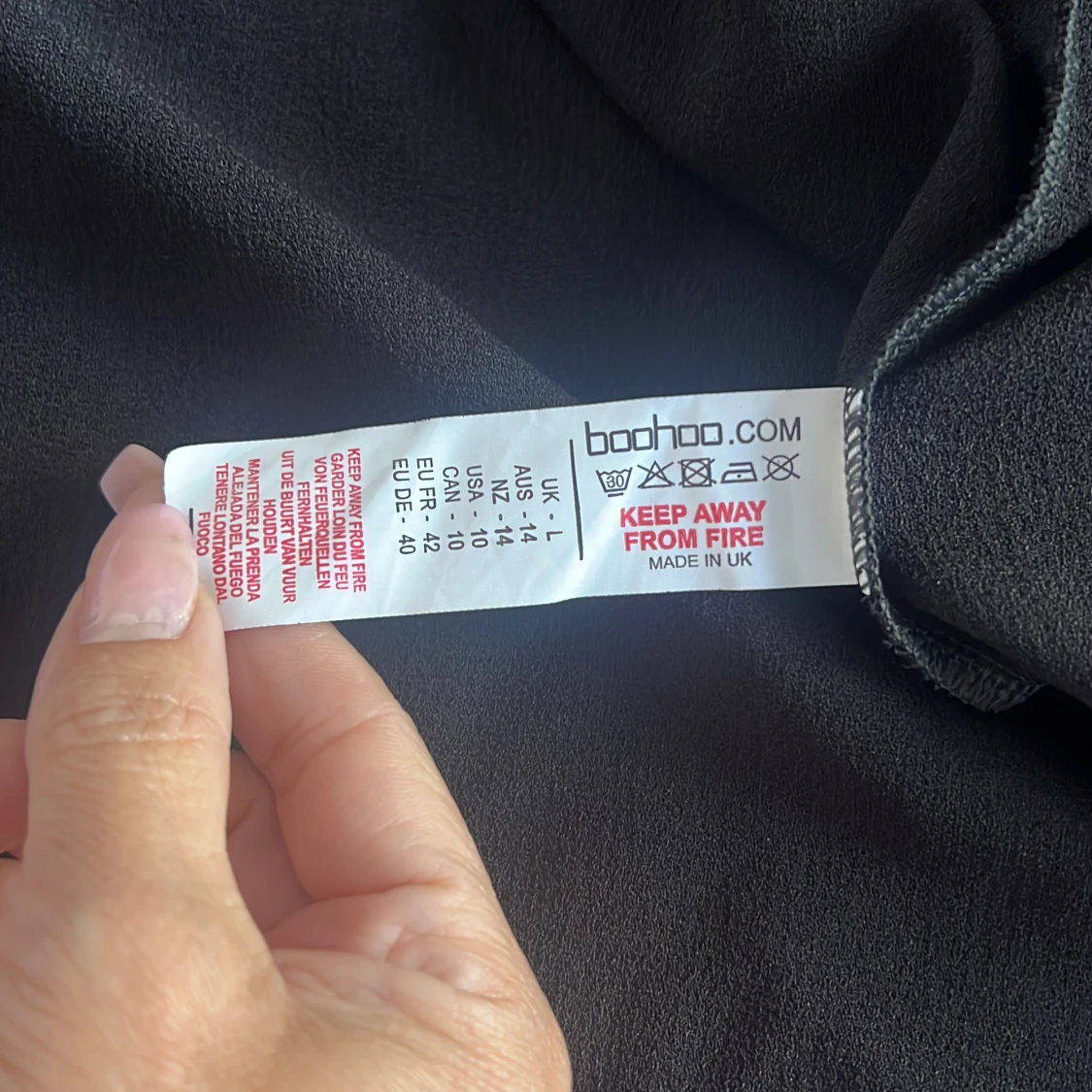 Från Booho Storlek L även passar bra M Svart , aldrig använd  - 92