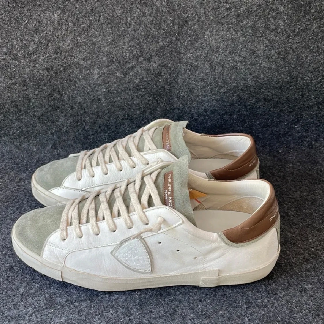 Philippe Model  - 90