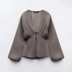  Zara blus💕💕💕 - aldrig använd så i superfint skick💕💕