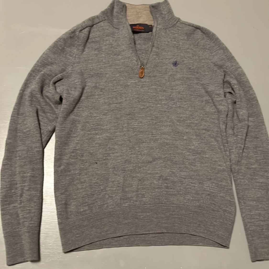 Grå merinoulltröja från Morris