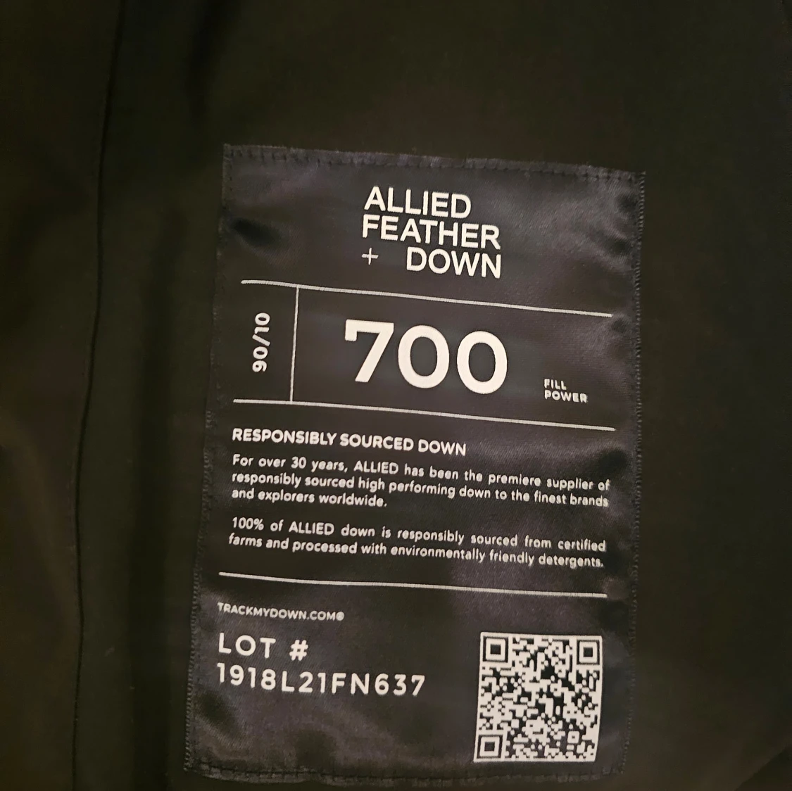 Svart dunjacka från Sail Racing - 30