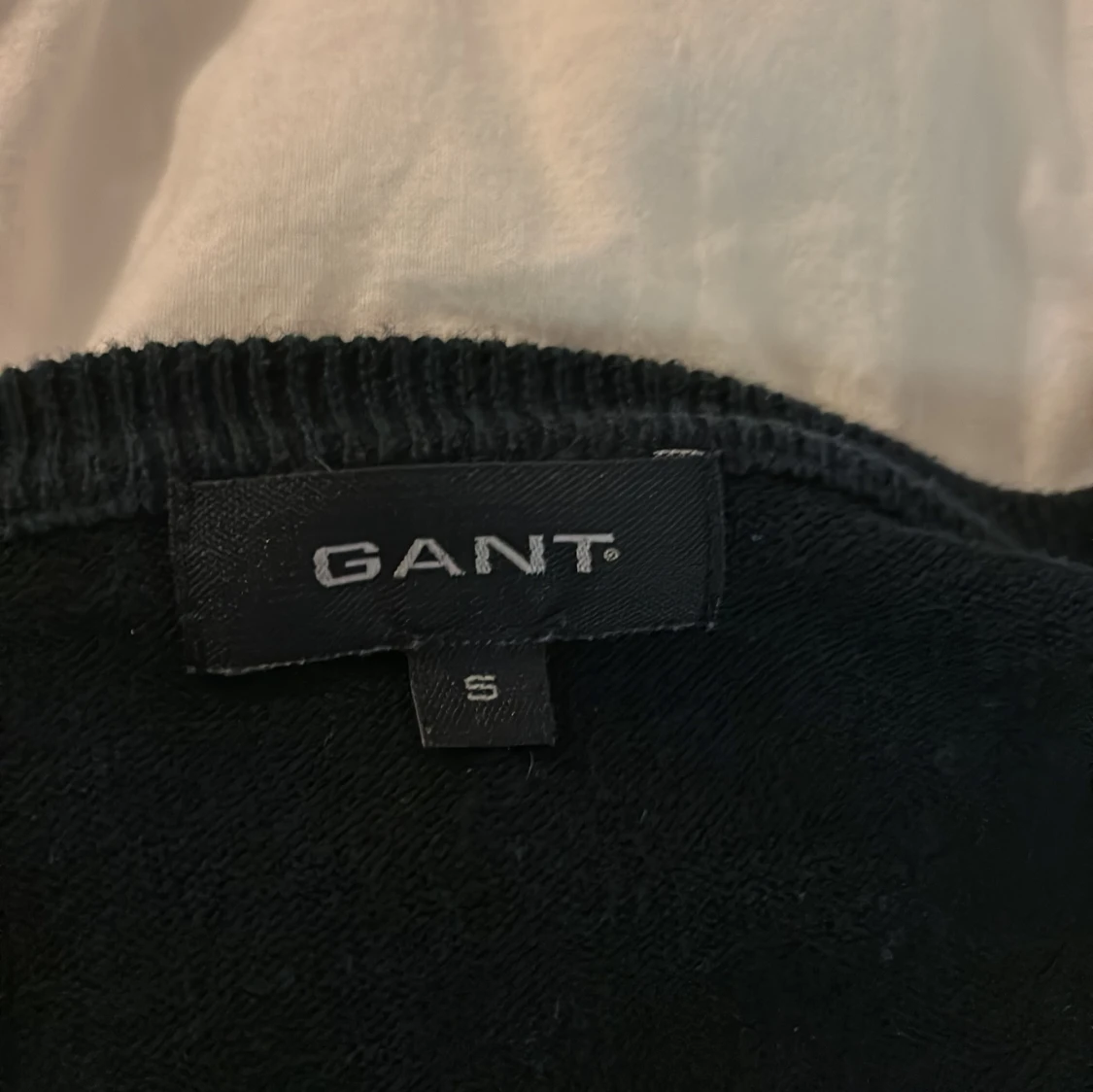 Svart tröja från GANT - 91