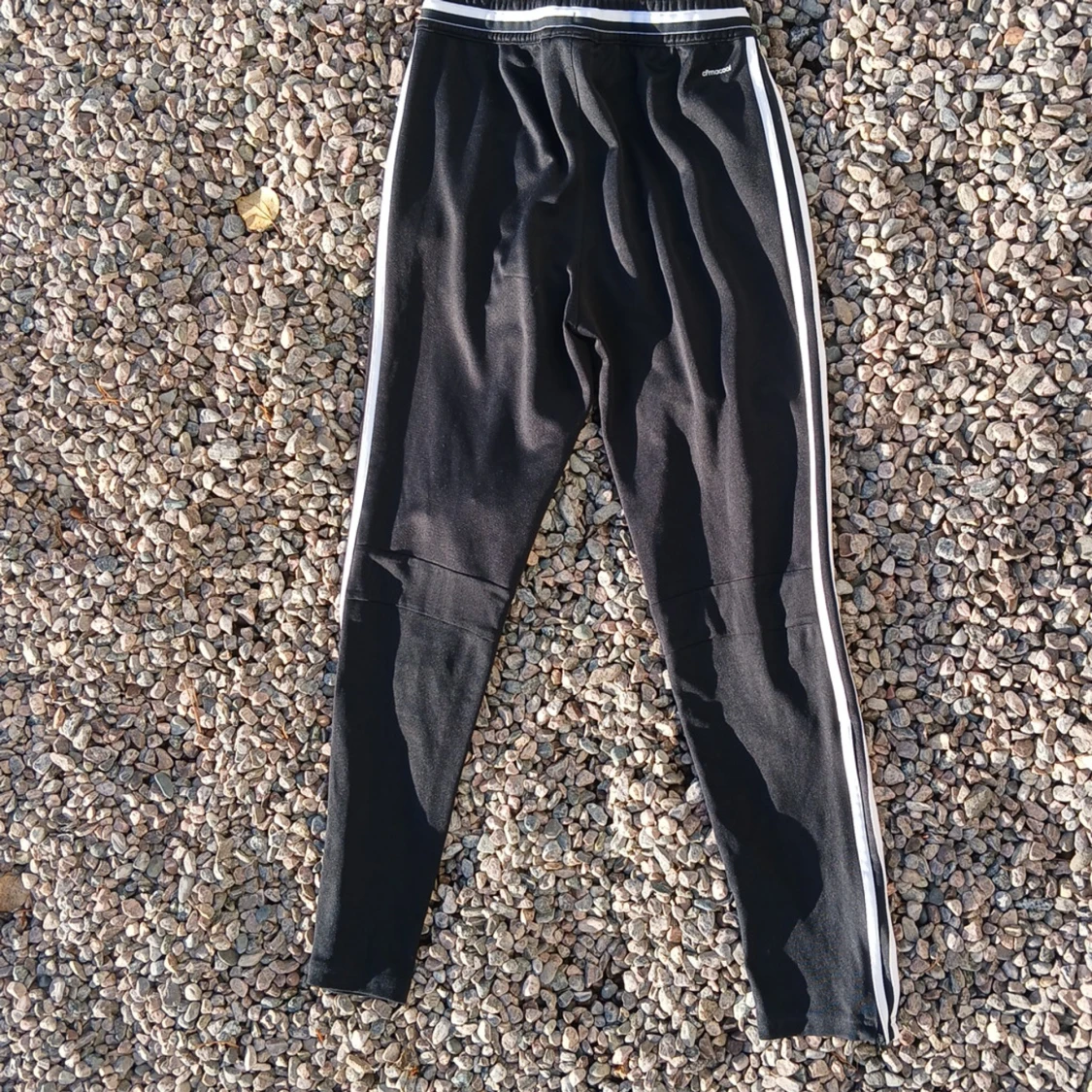 Adidas träningsbyxa - 91