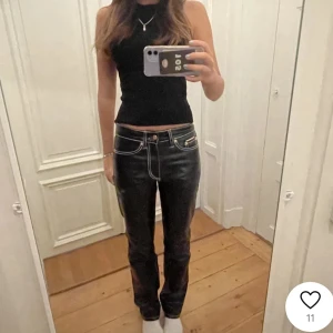 Eytys jeans  - Säljer dessa super snygga jeans från eytys då dom inte kommer till användning 💕 storlek 25/34