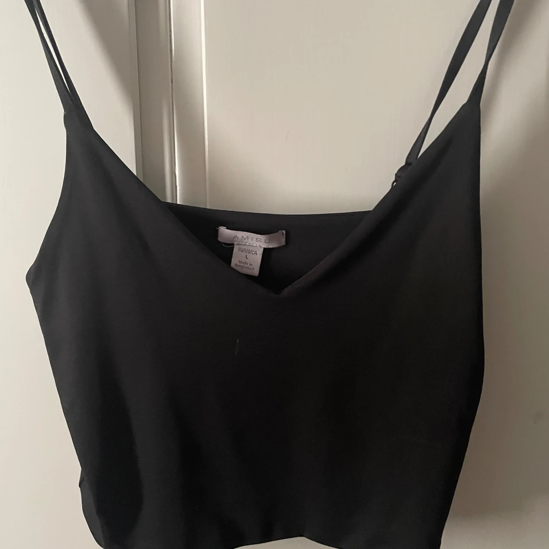 Svart kort linne satin