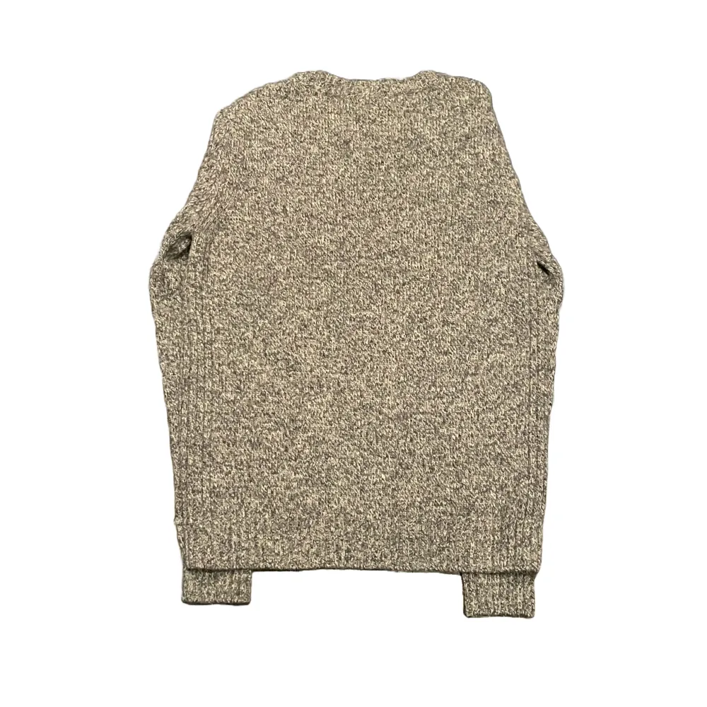 Myrornas krig knit, önska ja kunde ha på mig denhär men den e för liten och den är stickig så säljer för lägre, S men lwk XS. Neuleet.