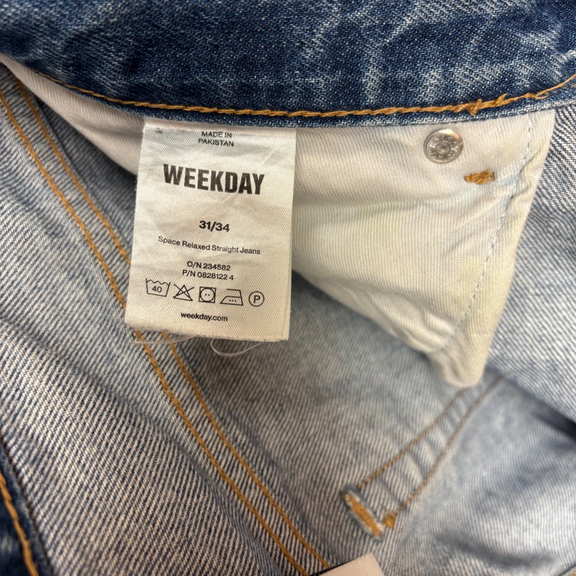 2 FÖR 1 Ljusblå och mörkblå jeans från Weekday ”space” - 4