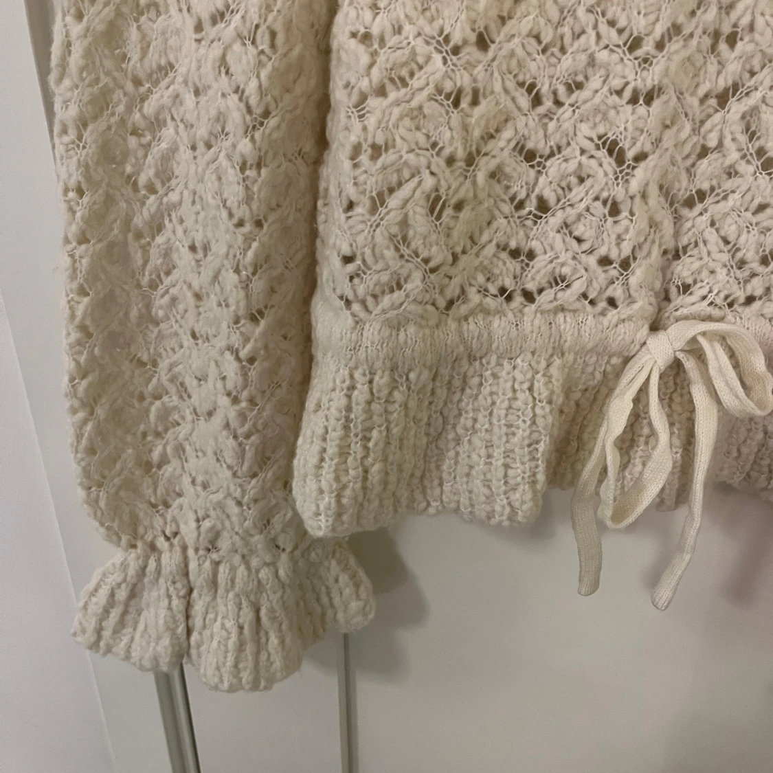 Hålstickad ull tröja från zara - 3