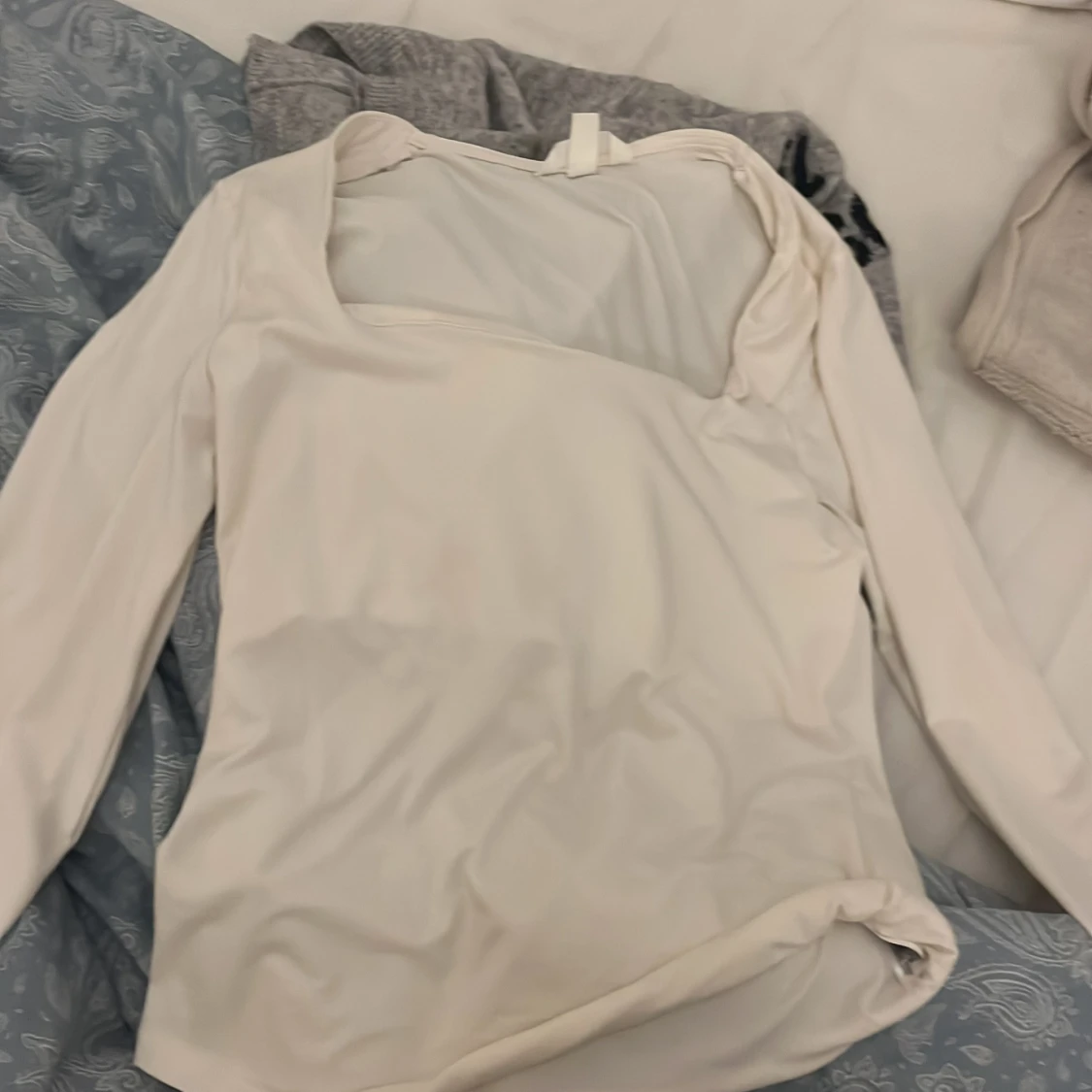 Vit långärmad topp från H&M - 1