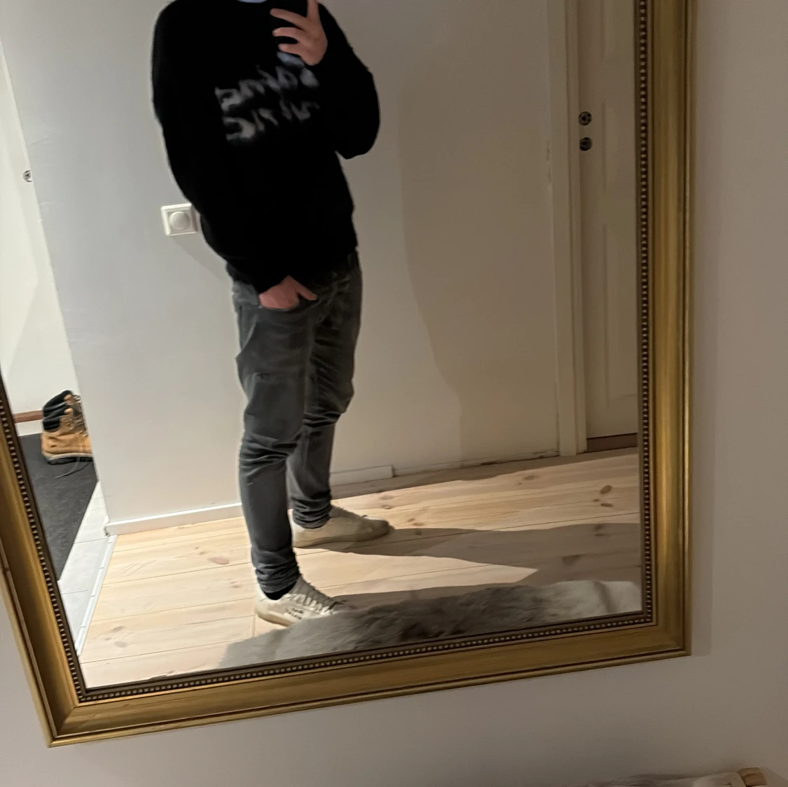 Svart tröja från Saint Laurent