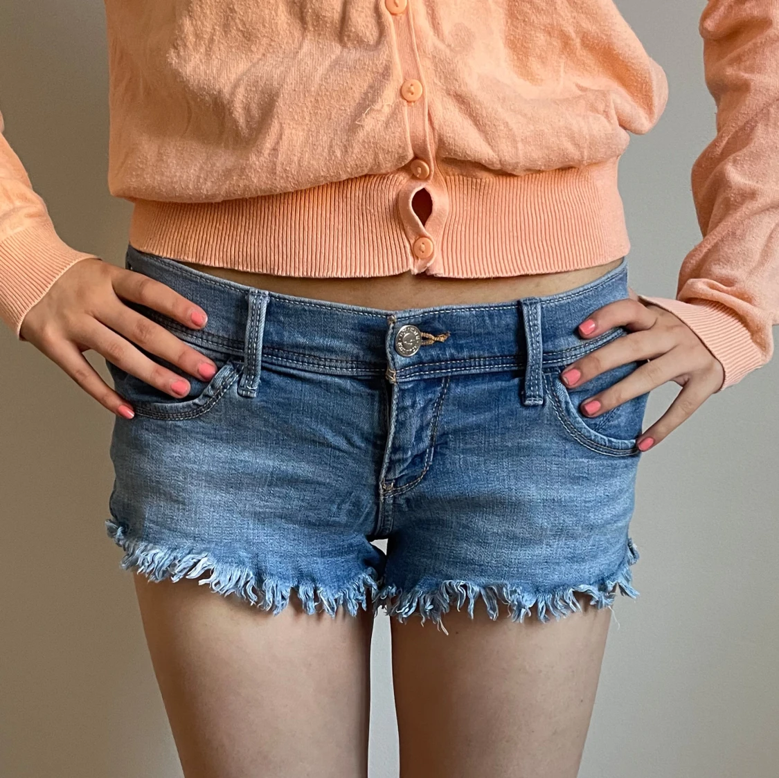 Lågmidjade shorts