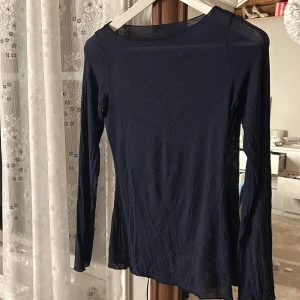 Intimissimi tröja💞 - Säljer denna jätte fina intimissimi tröjan . Som är helt ny säljer pga råkade beställa 2 exakt lika dana🥰perfekt för alla lookar och tillfällen 💞💞pris kan diskuteras 