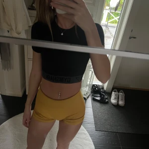 Tränings t-shirt från gymshsrk - Storlek xs, oanvänd.