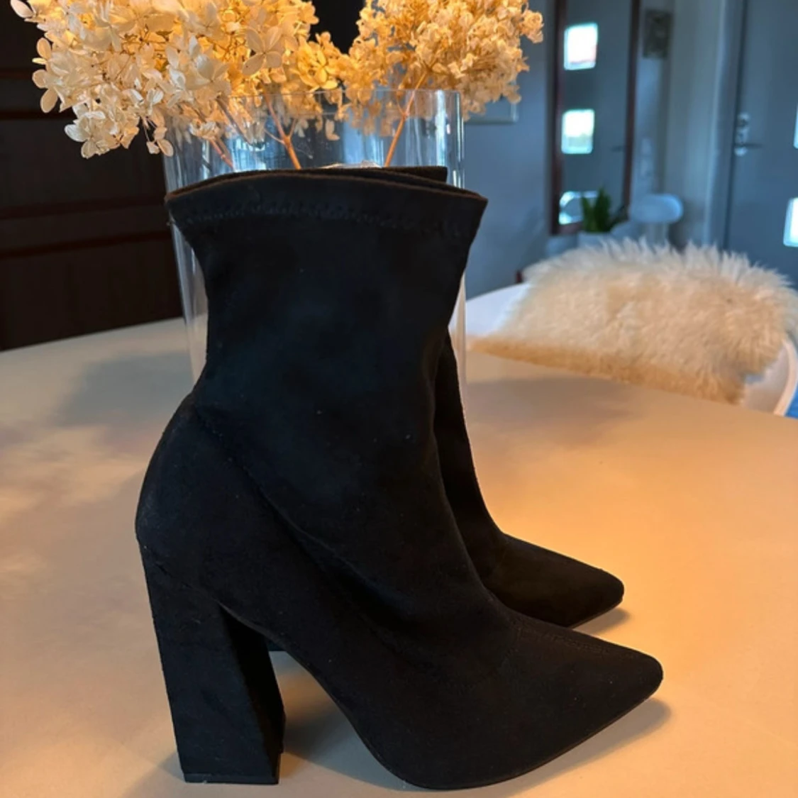 Spetsiga klackar - 91