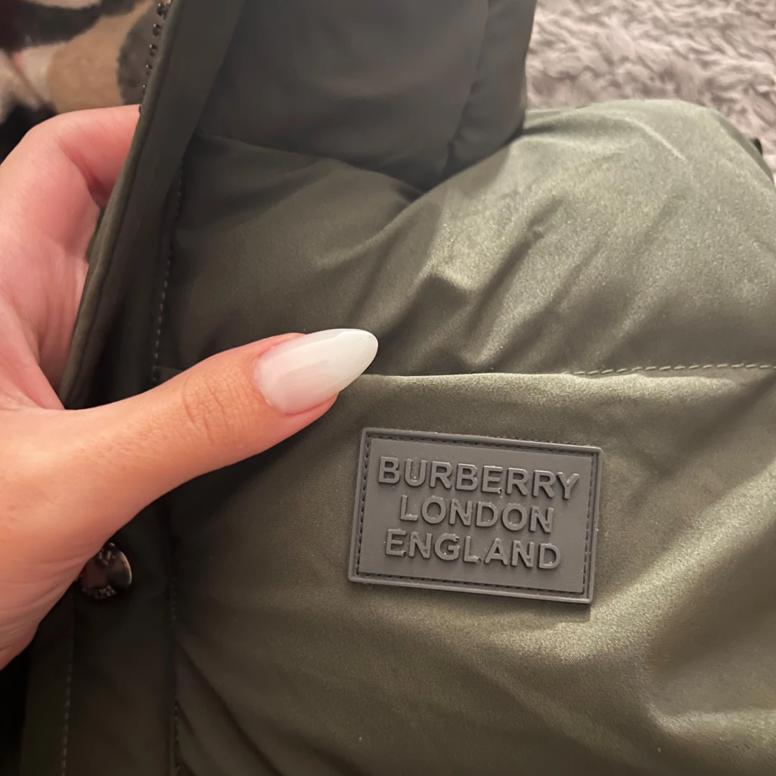 Burberry väst  - 90