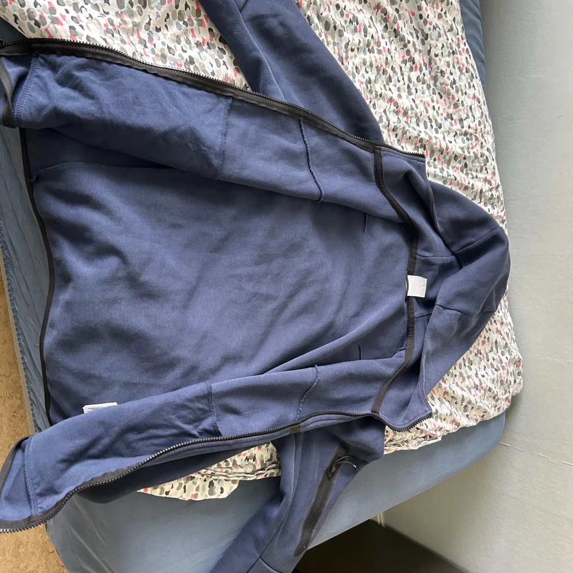 Navy Blue Nike Tech - 90