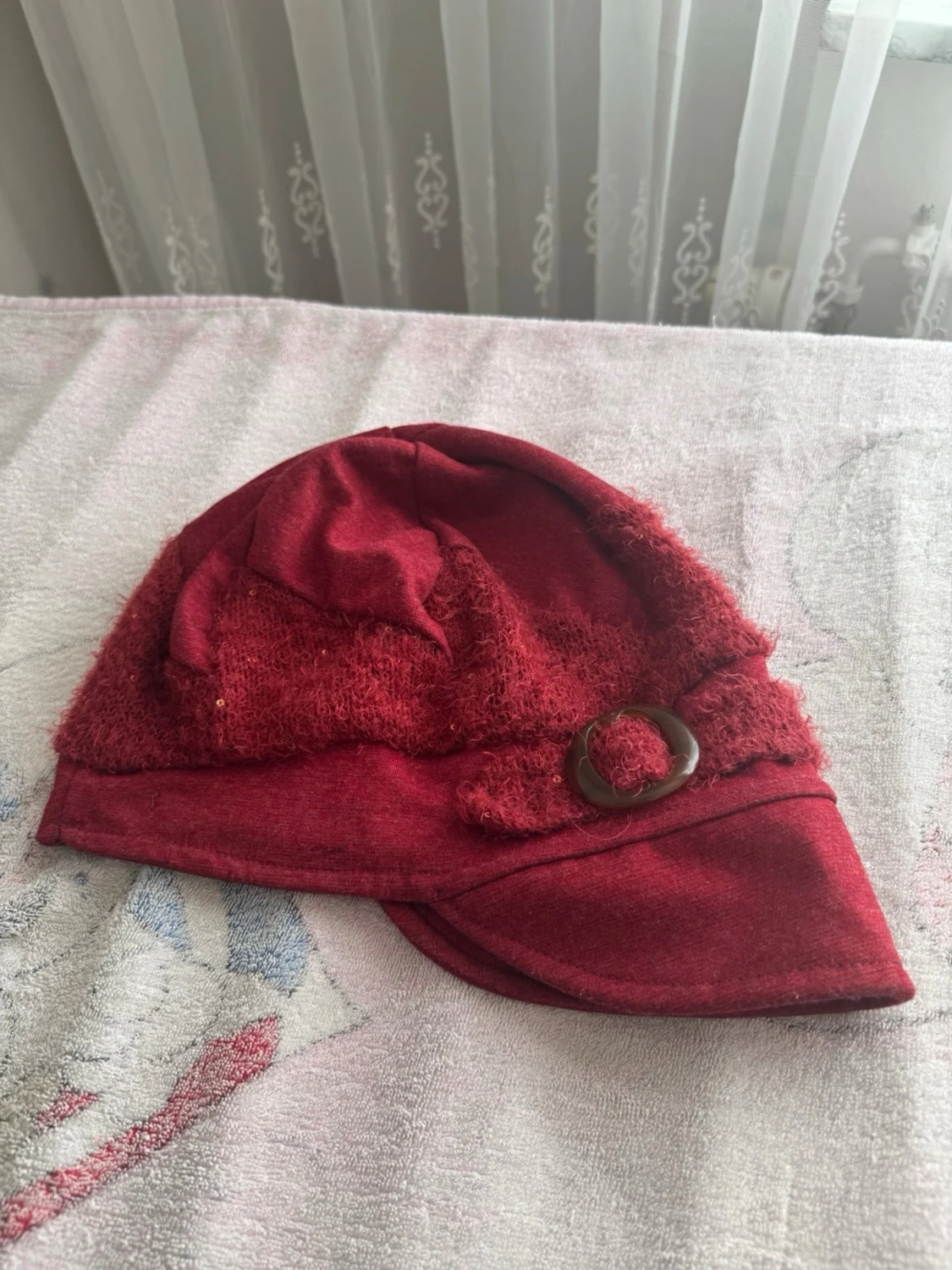 Två turbanhattar med strassdetaljer - 5