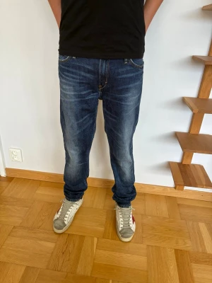 Lee sallie selvage  - Lee sallie selvage jeans herr| storlek:28/33| pris:299kr| skick:9,8/10| hör av dig vid minsta lilla fundering eller fråga| 