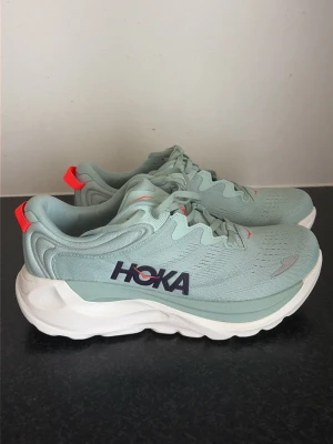 Mintgröna Hoka  - Helt nya träningsskor Hoka